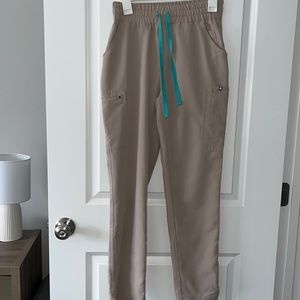 Figs Yola High Waisted Scrub Pants
